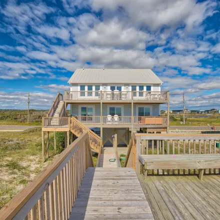 Image 4 - 388 New River Inlet Road, North Topsail Beach, NC 28460, USA - House for sale