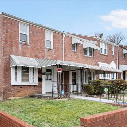 Image 2 - 4125 Kinsway, Baltimore, MD 21206, USA - House for sale