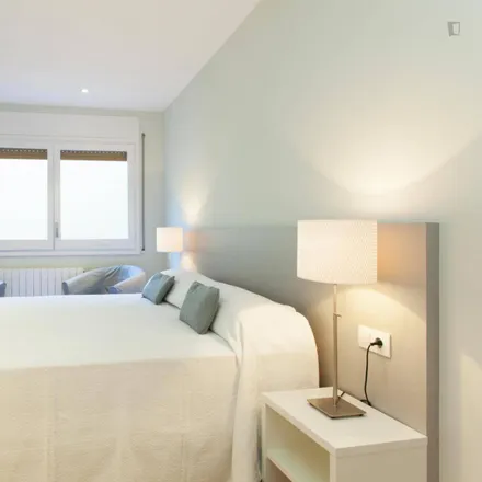 Rent this 4 bed apartment on Carrer de Beethoven in 11, 08001 Barcelona
