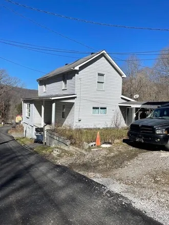 Buy this 2 bed house on 19 No 3 Hill in Jenkins, Letcher County