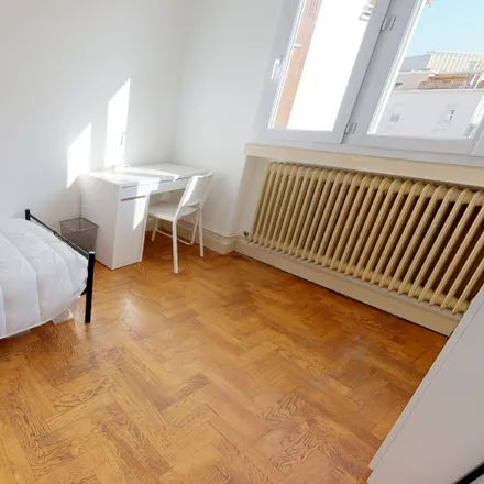 Image 2 - 26 bis Rue Xavier Privas - Room for rent