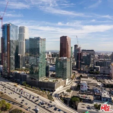 Image 8 - Metropolis Residential Tower II, Francisco Street, Los Angeles, CA 90017, USA - Condo for sale