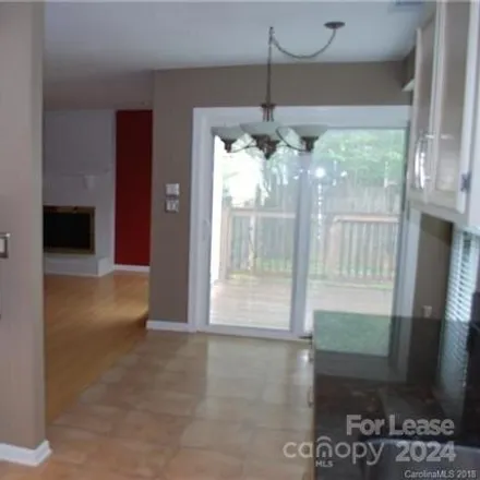 Image 7 - 3229 Silver Pond Court, Charlotte, NC 28210, USA - House for rent