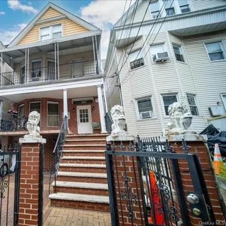 Buy this 8 bed house on 1743 Montgomery Avenue in New York, NY 10453