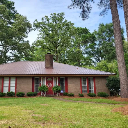 Buy this 4 bed house on 200 Whippoorwill Road in Audubon Point, Rankin County