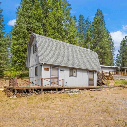 Image 3 - 207 Shasta Pines Drive, Siskiyou County, CA 96057, USA - House for sale