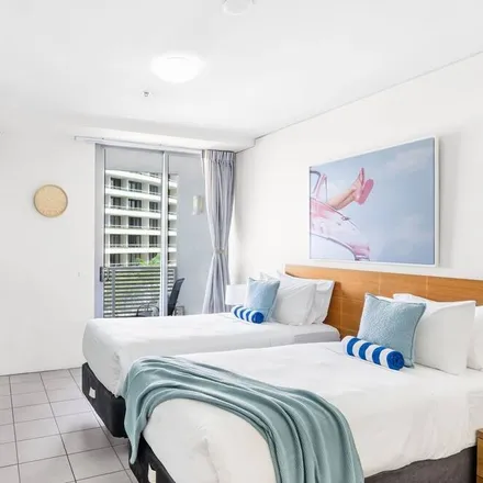 Rent this 2 bed apartment on Cairns City QLD 4870