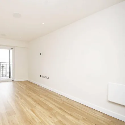 Rent this 1 bed apartment on unnamed road in London, NW9 4FT