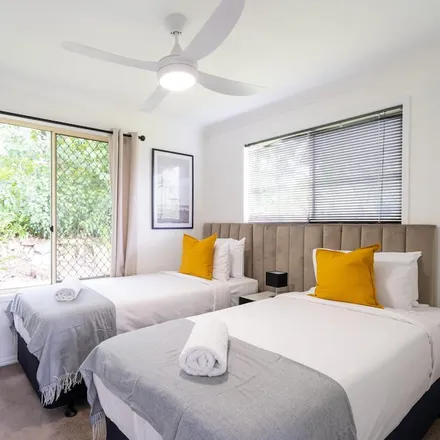 Rent this 2 bed house on Parkwood in Gold Coast City, Queensland