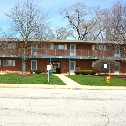 Buy this 1 bed condo on 1914 Knights Bridge Drive in Mount Prospect, IL 60056