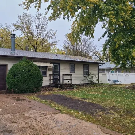 Buy this 3 bed house on 1813 Roach Street in Salina, KS 67401