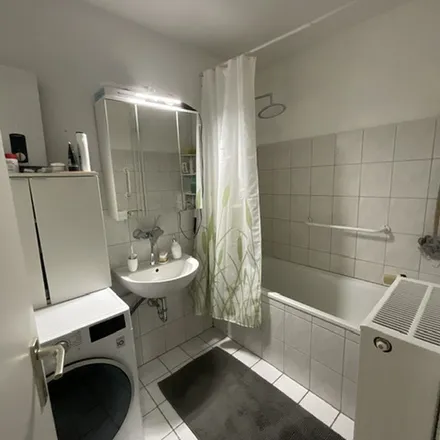 Rent this 3 bed apartment on Erasmusstraße 2 in 45279 Essen, Germany