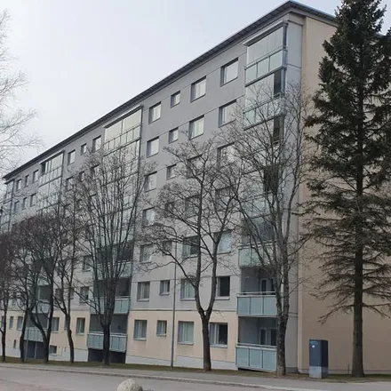 Rent this 3 bed apartment on Raappavuorenreuna 2 in 01620 Vantaa, Finland