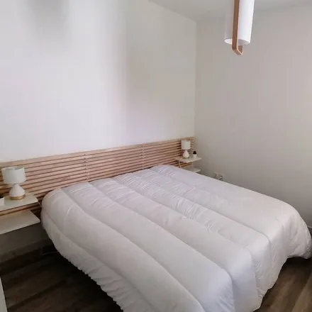 Rent this 1 bed apartment on 40230 Saint-Vincent-de-Tyrosse