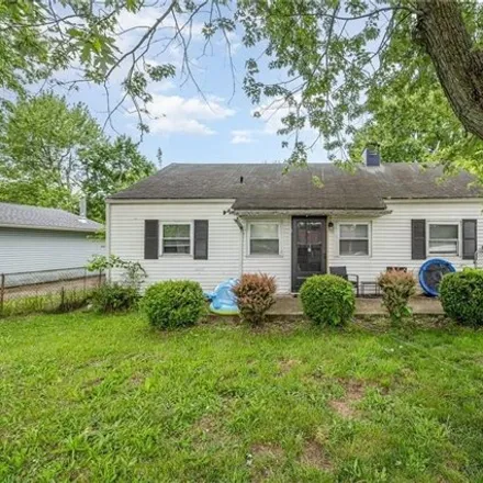 Buy this 3 bed house on 879 South Maple Avenue in Five Points, Fairborn