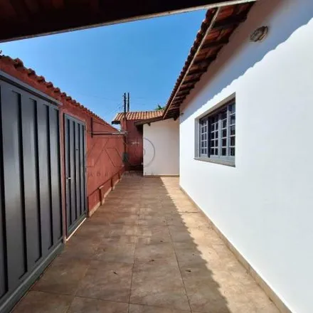 Rent this 3 bed house on Rua Alfredo José de Castro Neves in Cecap, Piracicaba - SP