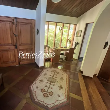 Buy this 5 bed house on Las Lomas 634 in 757 0936 Provincia de Santiago, Chile