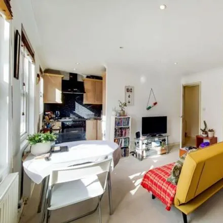 Buy this 1 bed apartment on 257 in 259 Wandsworth Bridge Road, London