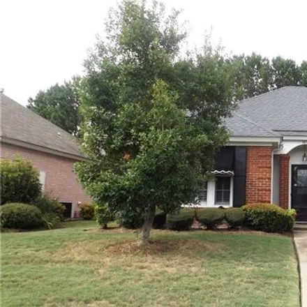 Rent this 3 bed house on 3871 Oak Avenue in Dalraida, Montgomery