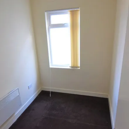 Image 3 - Knowle Avenue, Blackpool, FY2 9RZ, United Kingdom - Apartment for rent