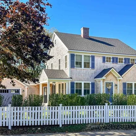 Image 1 - 106 Peases Point Way South, Edgartown, MA 02539, USA - House for sale