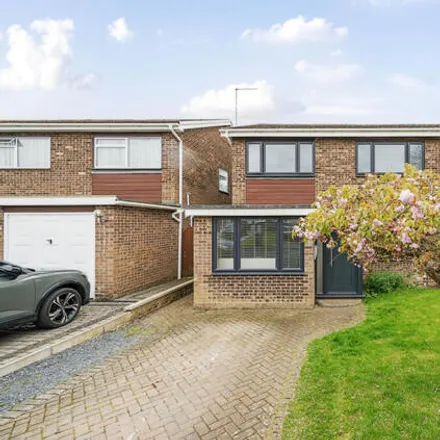 Buy this 5 bed duplex on Wychford Drive in High Wych, CM21 0AA