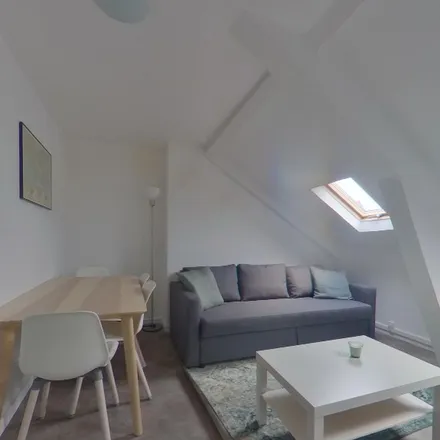 Rent this 2 bed apartment on 170 Boulevard de l'Europe in 76100 Rouen, France