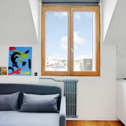 Image 2 - 24 Rue Galilée, 75116 Paris, France - Apartment for rent