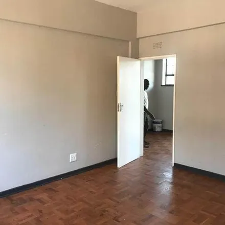 Image 4 - 34 2nd Avenue, Johannesburg Ward 88, Johannesburg, 2001, South Africa - Apartment for rent