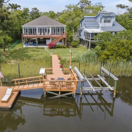 Image 9 - 115 Se 14th St, Oak Island, North Carolina, 28465 - House for sale