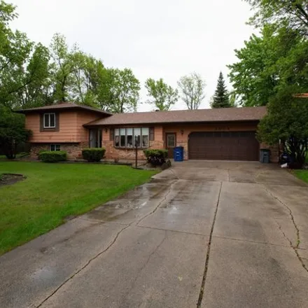 Image 1 - 2004 56th Ave N, Moorhead, Minnesota, 56560 - House for sale