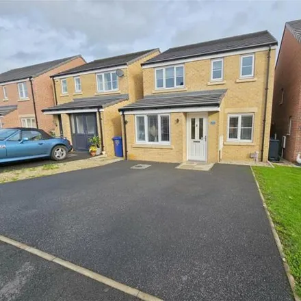 Buy this 3 bed house on Mitchells Avenue in Wombwell, S73 8FW