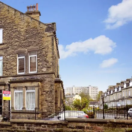 Rent this 2 bed apartment on Belmont Close in Harrogate, HG2 0LR