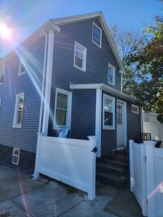 Image 3 - 345 Purchase Street, New Bedford, MA 02740, USA - House for sale