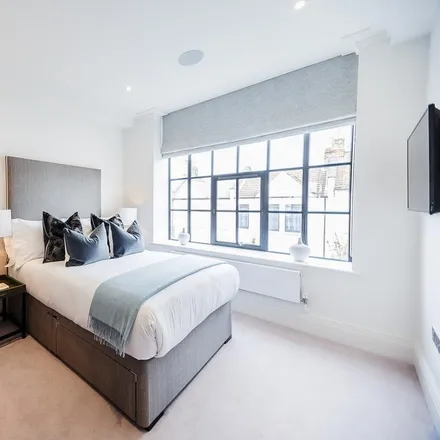 Image 3 - Palace Wharf, 6-23 Rainville Road, London, W6 9UF, United Kingdom - Apartment for rent