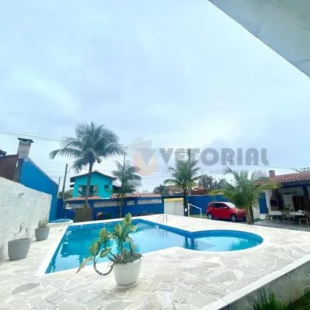 Buy this 6 bed house on Rua Tocantins in Massaguaçú, Caraguatatuba - SP
