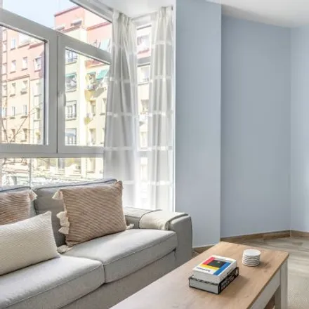 Rent this 2 bed apartment on Calle de la Batalla del Salado in 22, 28045 Madrid