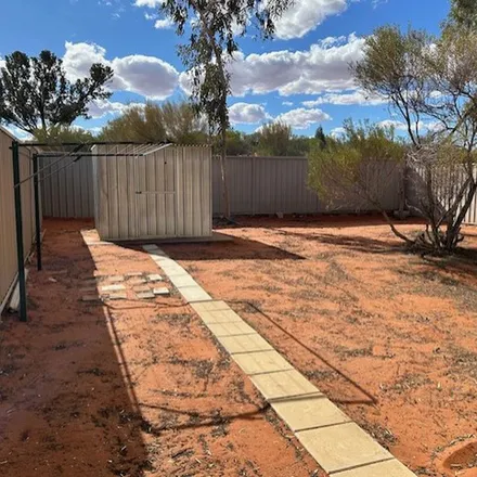 Rent this 3 bed apartment on Wilaroo Street in Roxby Downs SA 5725, Australia