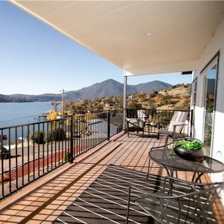 Image 1 - 11939 Lakeshore Drive, Clearlake, CA 95422, USA - House for sale