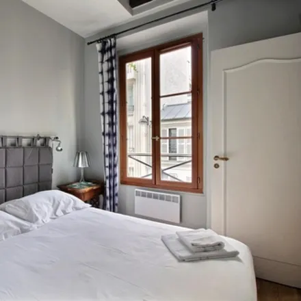 Image 3 - 15 Rue Malar, 75007 Paris, France - Apartment for rent
