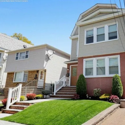 Buy this 5 bed house on 430 Highland Avenue in Kearny, NJ 07032