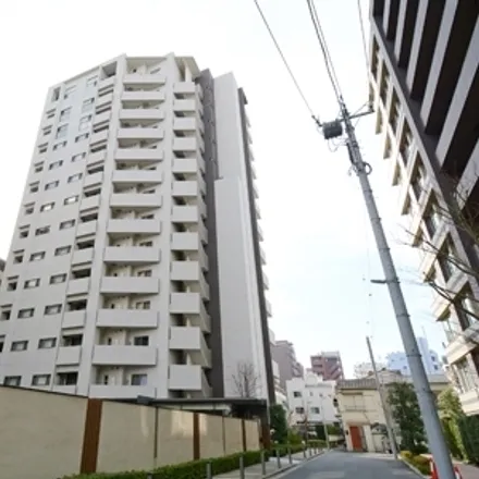 Rent this studio apartment on unnamed road in Shimomeguro 2-chome, Meguro