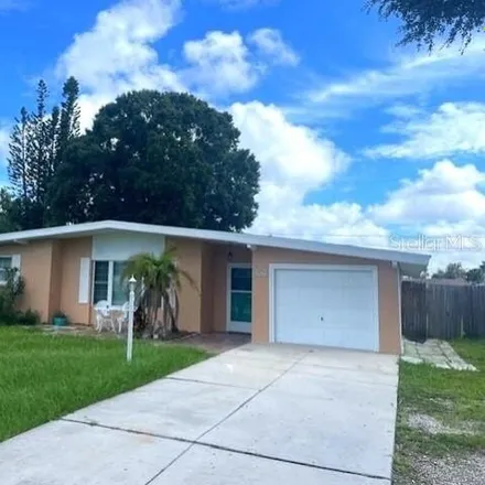 Rent this 4 bed house on 3019 Concord Rd in Venice, Florida