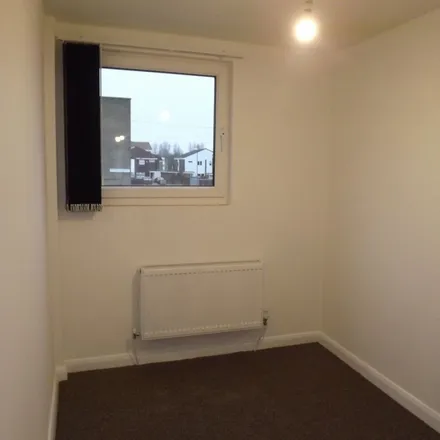 Rent this 3 bed apartment on Hollingside Way in South Tyneside, NE34 0HY