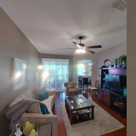 Buy this 4 bed apartment on 1226 Heron Point Way in Victoria Park, Deland