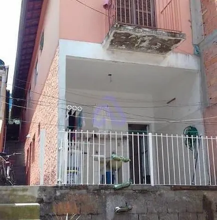 Buy this 3 bed house on Rua Barretos in Aldeia de Carapicuíba, Carapicuíba - SP