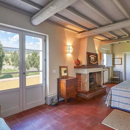 Rent this 5 bed house on Gavorrano in Via Aurelia, 58023 Gavorrano GR
