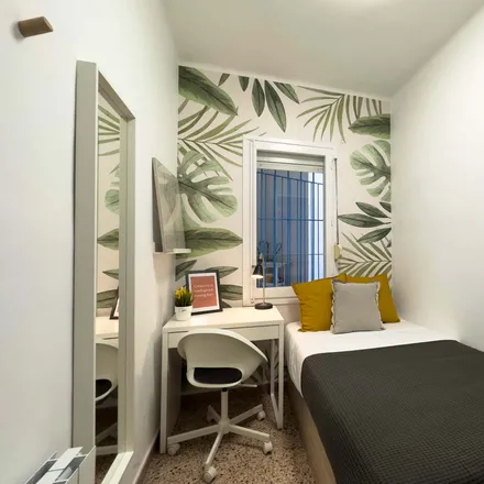 Rent this 1 bed room on Carrer de Sardenya in 110, 08001 Barcelona