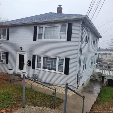 Rent this 3 bed apartment on 310 Courtland Avenue in Stamford, CT 06906