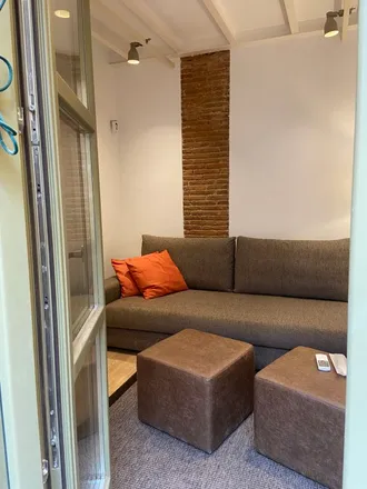 Image 6 - Carrer d'en Carabassa, 11, 08002 Barcelona, Spain - Apartment for rent